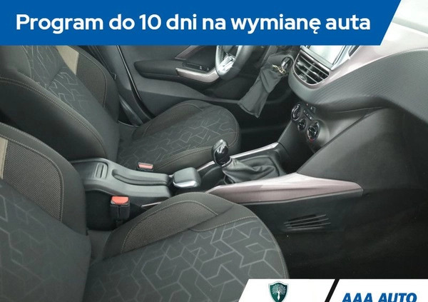 Peugeot 2008 cena 33000 przebieg: 132386, rok produkcji 2015 z Radymno małe 137